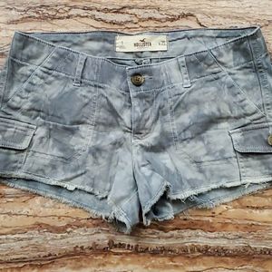 Hollister short